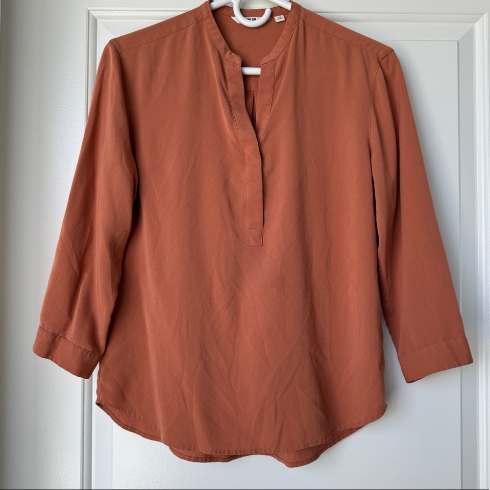 Uniqlo Top/ Blouse 3/4 Sleeve skipper collar